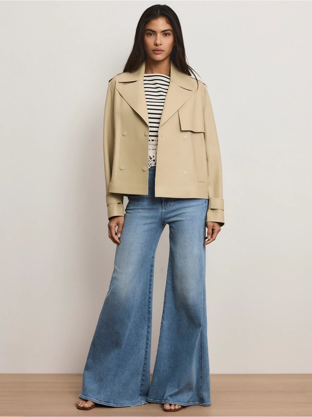 Heathcliff Cropped Leather Trench Coat - Picture 7 of 11